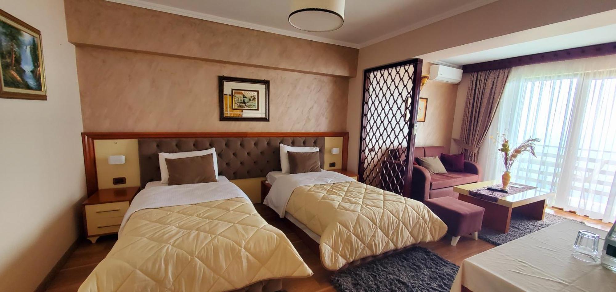 Hotel Panorama Dajti 외부 사진