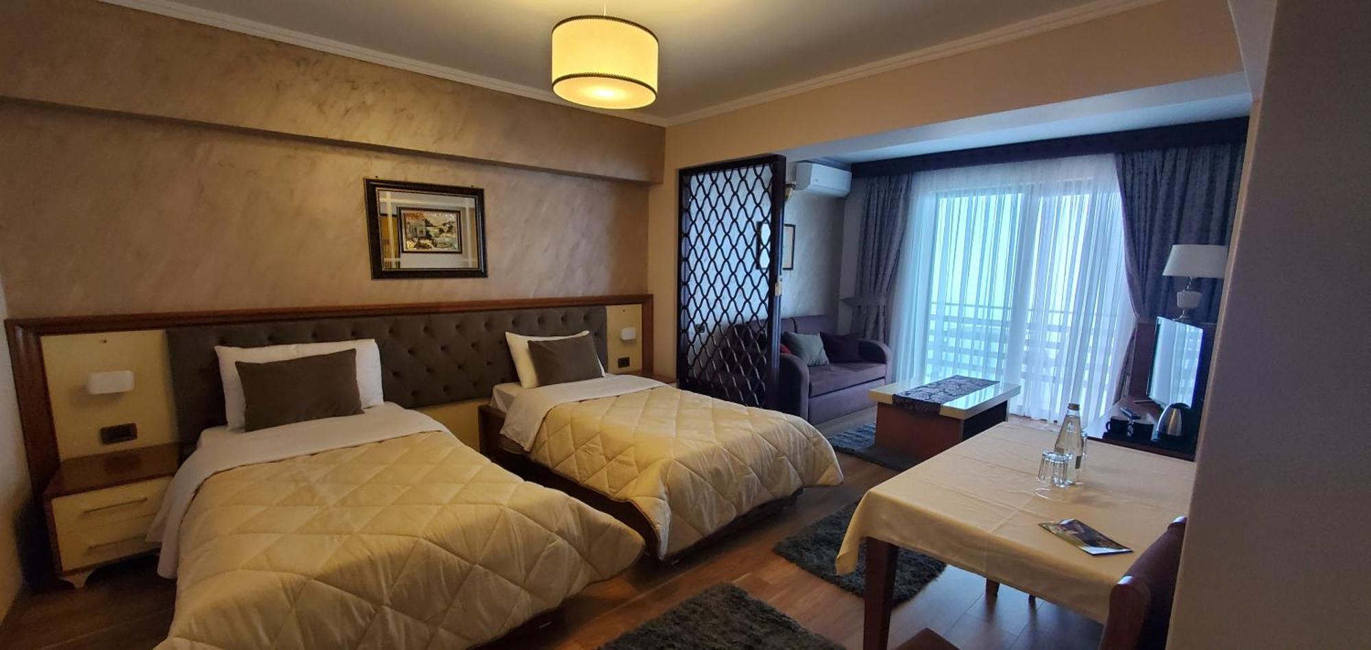 Hotel Panorama Dajti 외부 사진
